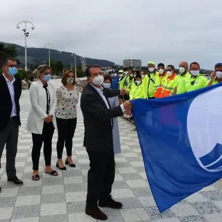 Apto. Reformado Primera Línea Playa De Samil, * Vigo