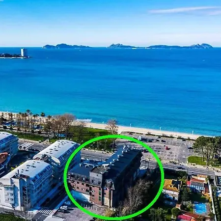 Apto. Reformado Primera Línea Playa De Samil,