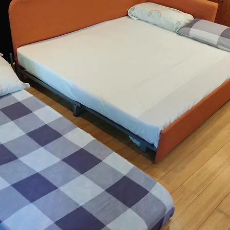 Apto. Reformado Primera Línea Playa De Samil, Apartamento *